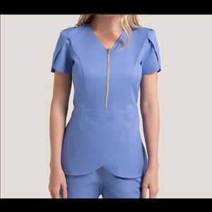 BLACK jaanuu tulip top scrub top